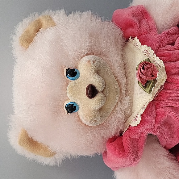 FISHER PRICE BRIARBERRY BEAR BERRY LYNN, ROCKING CHAIR & KITCHEN - Picture 2 of 12